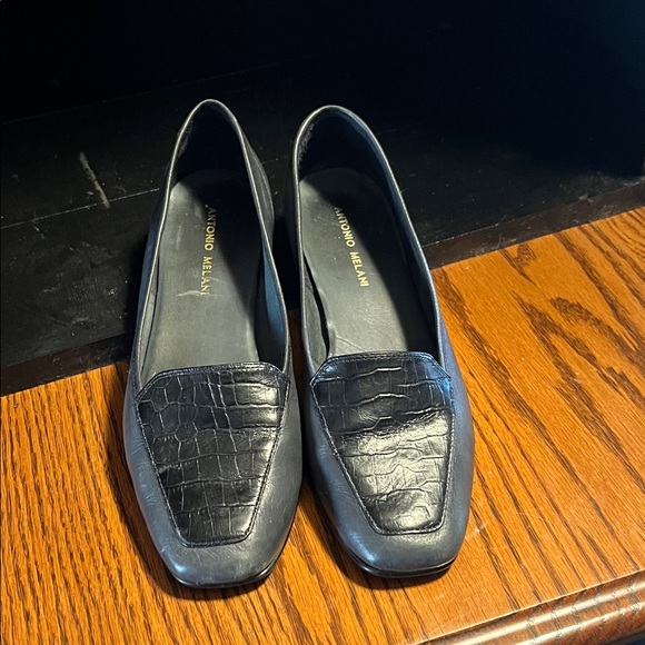 ANTONIO MELANI Women’s Black Leather Slip-On Loafers 9 - Picture 2 of 9